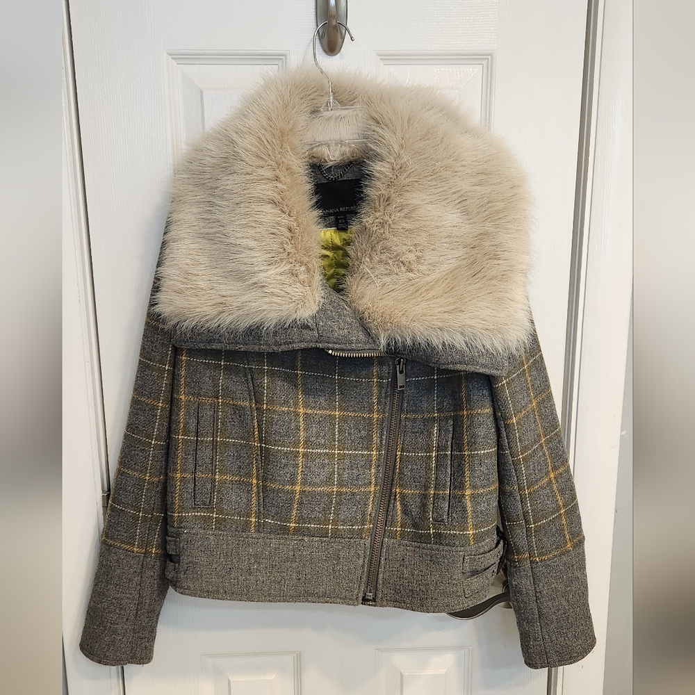 Banana Republic Gray and Gold Plaid Teddy Jacket